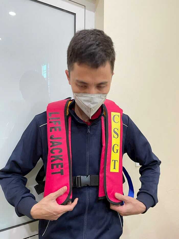 Áo phao cứu sinh tự thổi – Giải pháp an toàn tối ưu khi tham gia các ...